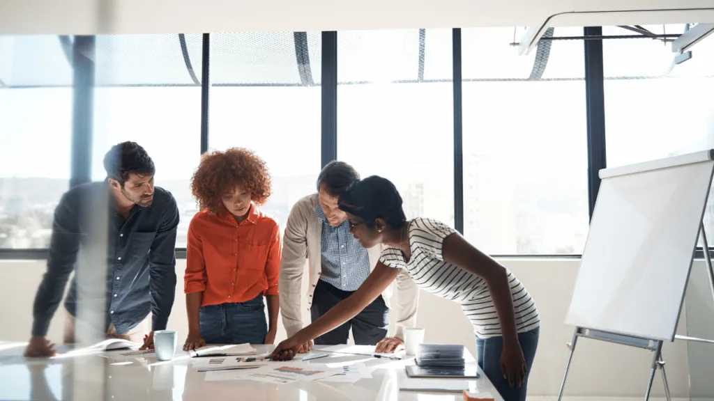 Corporate Social Responsibility Pyramid Benefits of Implementing the CSR Pyramid