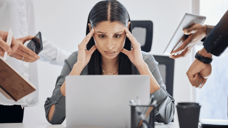 How to Deal with Overwhelming Anxiety Your How-To Guide 1 How to Deal with Overwhelming Anxiety