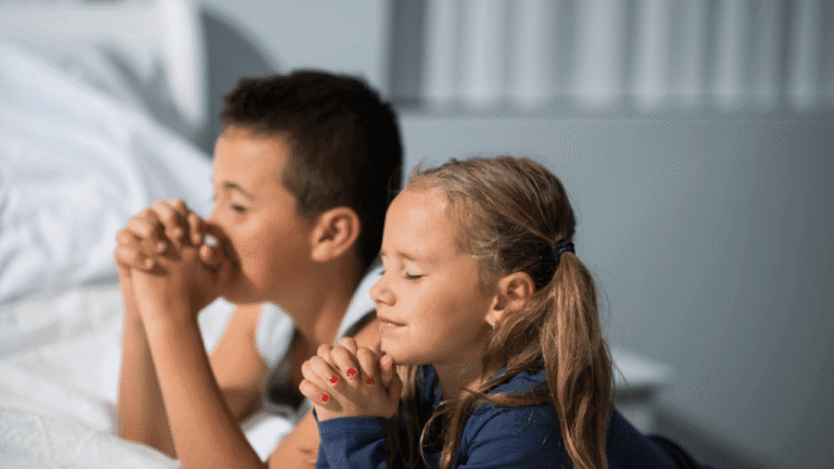 Family Prayers for Daily Life: Find Comfort & Guidance 1 Family Prayers for Daily Life
