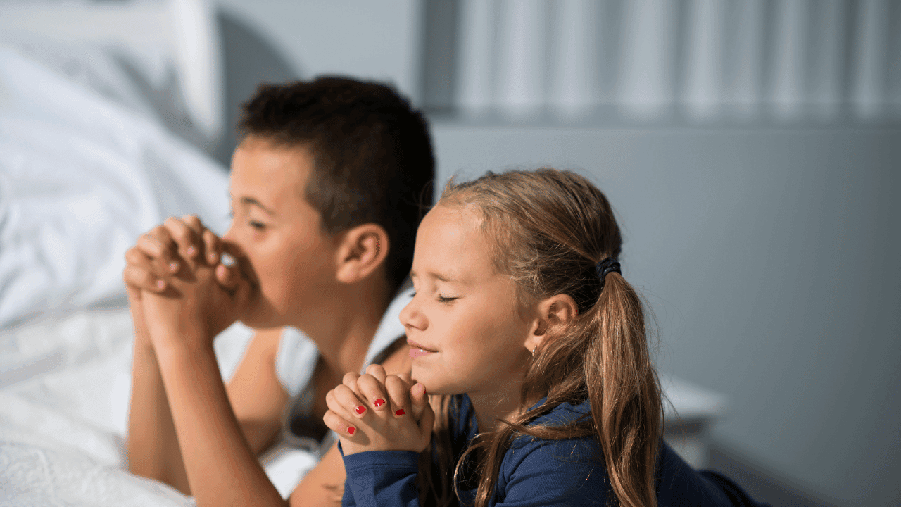 Family Prayers for Daily Life: Find Comfort & Guidance 1 Family Prayers for Daily Life