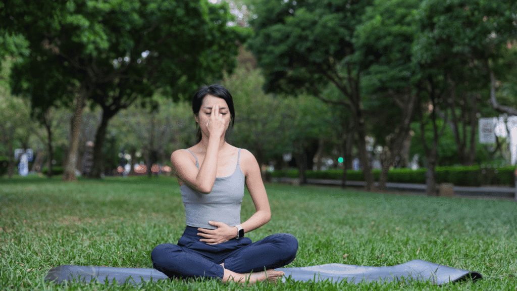 Ways to Stay Mindful Throughout the Day